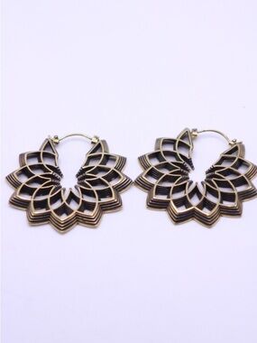 Maya Jewelry "Merkato" Brass Lotus 3 Dimensional Design Earrings